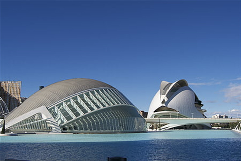 valencia-travel-spain-modern-architecture-thumb.jpg